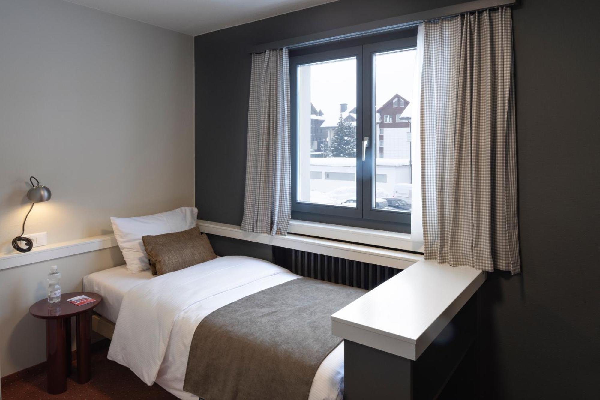 Hotel Bergidyll - Riders Haven Self Check-In Hotel Andermatt Zewnętrze zdjęcie